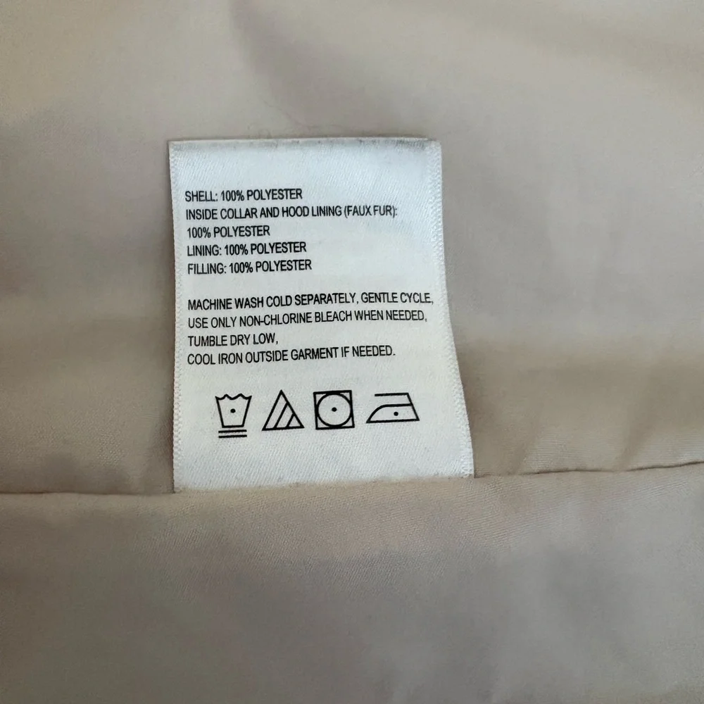 Laundry by Shelli Segal Quilted Coat – Size Medium - Picture 4 of 4